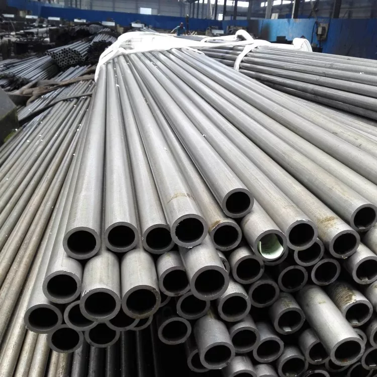 Tubo in acciaio senza saldatura laminato a freddo rivestito in plastica